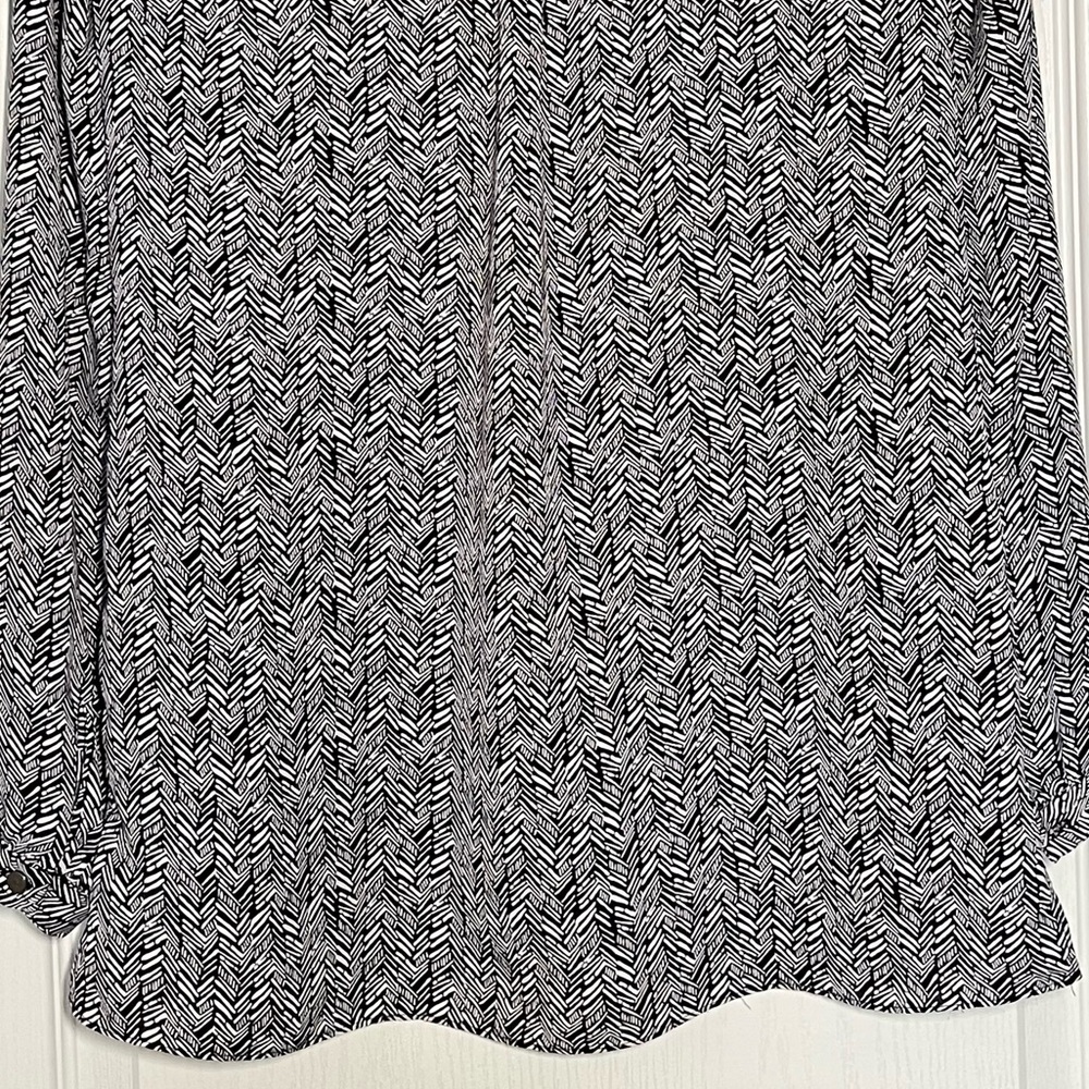 Laundry By Shelli Segal Chevron  Henley Tunic Blouse Classic Office Wear Boho XS - Picture 6 of 16